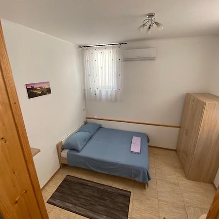 Apartament Studio-Apartman Aurora Pula Zewnętrze zdjęcie